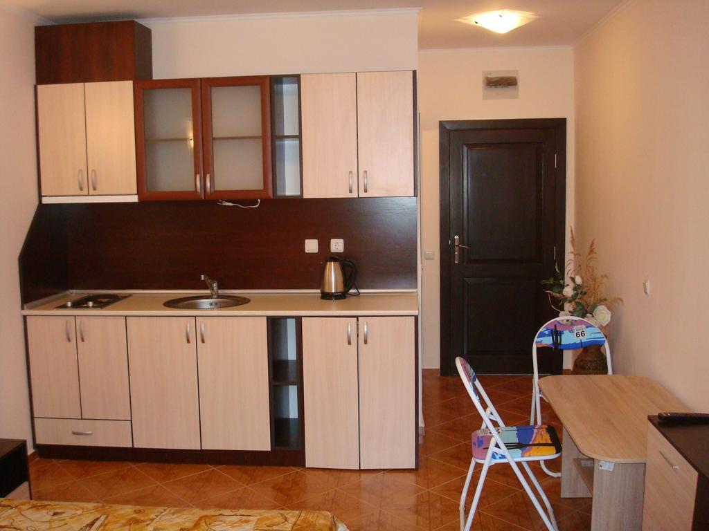 Saint Elena Apartcomplex Slăntjev Brjag Exteriör bild