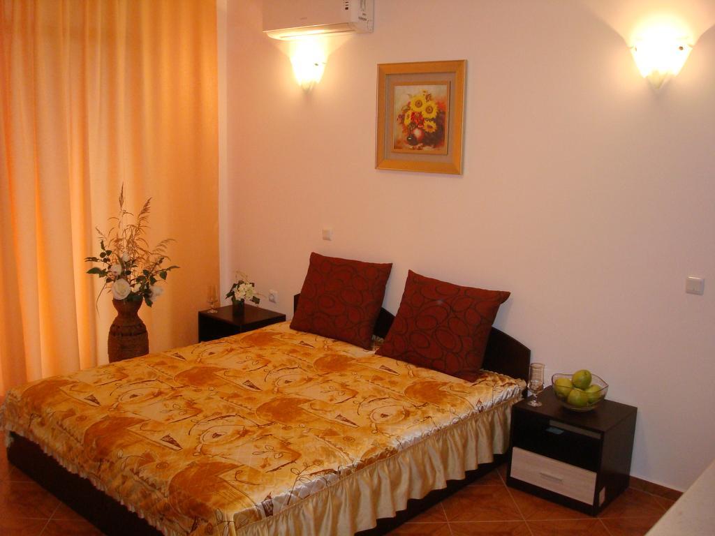 Saint Elena Apartcomplex Slăntjev Brjag Exteriör bild