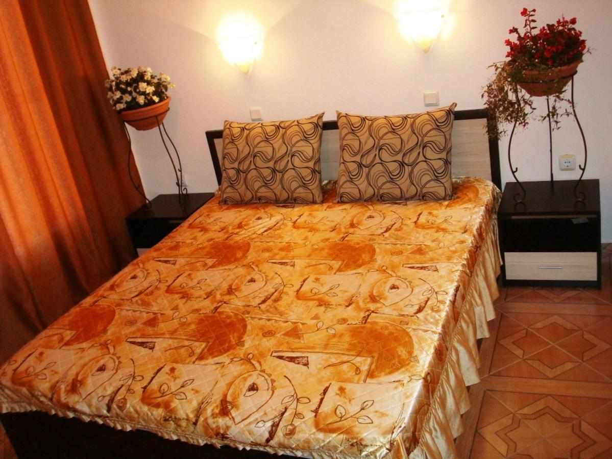 Saint Elena Apartcomplex Slăntjev Brjag Exteriör bild