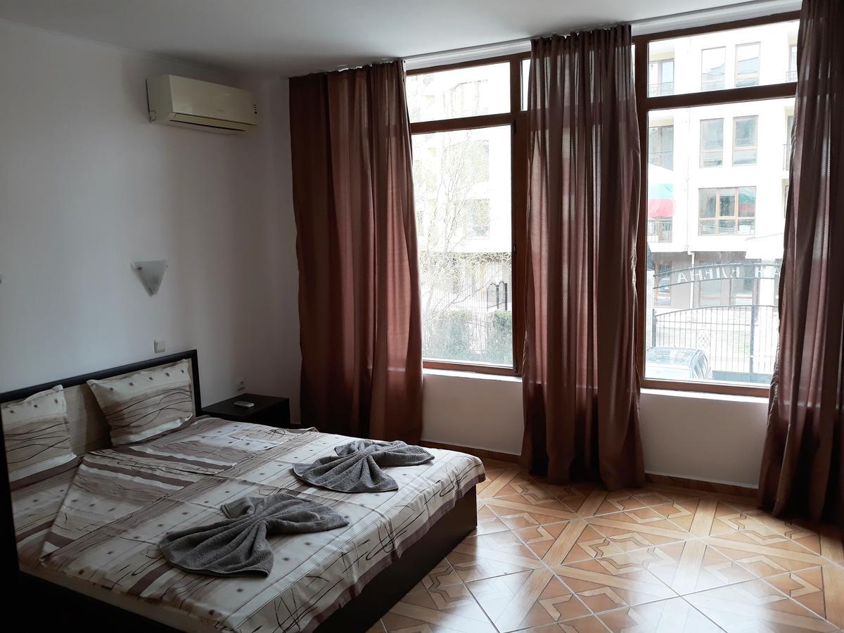 Saint Elena Apartcomplex Slăntjev Brjag Exteriör bild